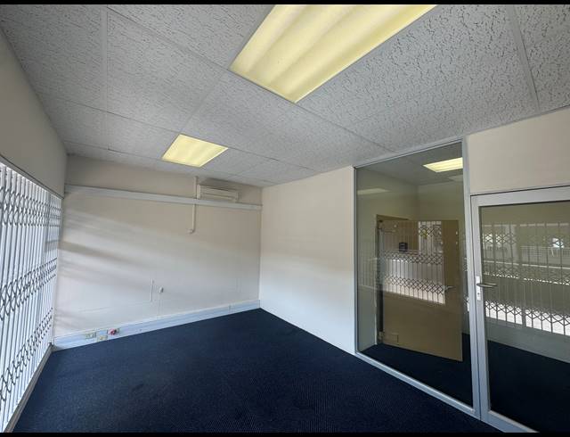 42M² OFFICE FOR SALE IN UMHLANGA CENTRAL